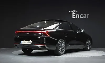 Kia K8 2022, 43972 км, за 18084.85 USD