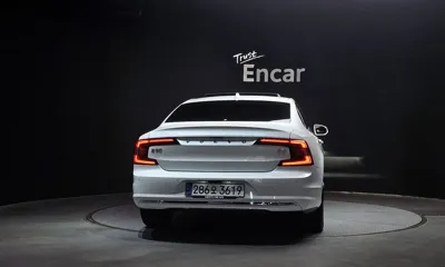 Volvo S90 2021, 114404 км, за 17112.65 USD