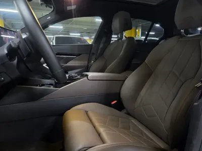 BMW 5-Series 2024, 11303 км, за 40242.22 USD - фото 8