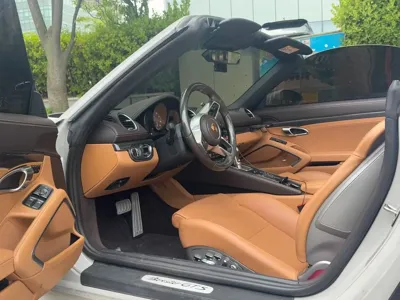 Porsche 718 2022, 28522 км, за 60391.23 USD