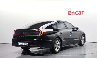 Hyundai Sonata 2022, 107556 км, за 8905.93 USD