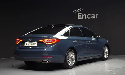Hyundai Sonata 2016, 104159 км, за 6370.67 USD