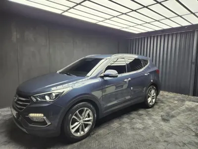 Hyundai Santafe 2016, 143503 км, за 7220.69 USD