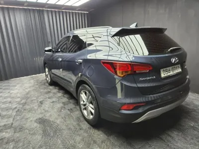 Hyundai Santafe 2016, 143503 км, за 7220.69 USD