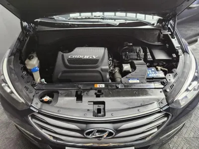 Hyundai Santafe 2016, 143503 км, за 7220.69 USD