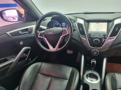 Hyundai Veloster 2017, 76827 км, за 4923.2 USD - фото 8