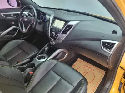 Hyundai Veloster 2017, 76827 км, за 4923.2 USD - фото 11