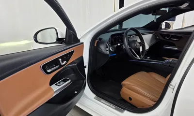 Mercedes-Benz E-Class 2024, 31620 км, за 34853.44 USD - фото 10