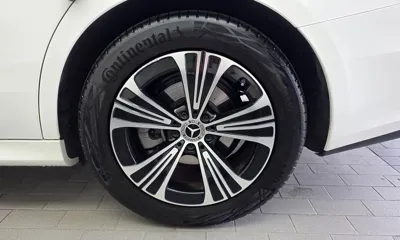 Mercedes-Benz E-Class 2024, 31620 км, за 34853.44 USD - фото 21