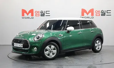 MINI Cooper 2020, 34749 км, за 10416.94 USD