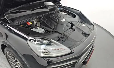 Porsche Cayenne 2022, 51113 км, за 62466.99 USD - фото 6