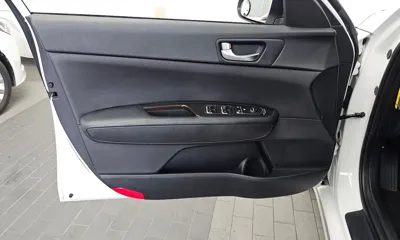 Kia K5 2019, 95787 км, за 8925.09 USD - фото 24