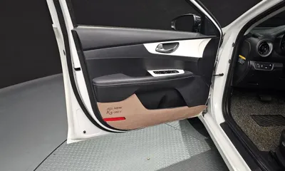 Kia K3 2020, 97085 км, за 7491.86 USD - фото 24