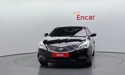 Hyundai Grandeur 2014, 236780 км, за 2953.92 USD