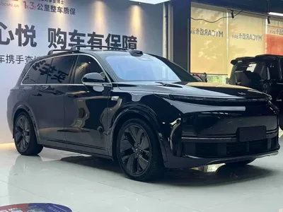 Li Auto Li L9 2023, 110000 км, за 31796.37 USD