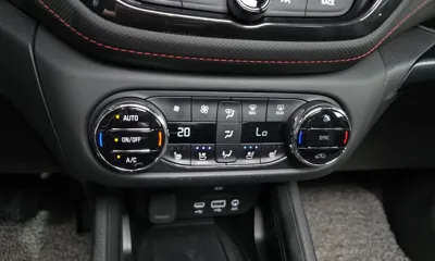 ChevroletGMDaewoo Trailblazer 2022, 67203 км, за 16607.59 USD - фото 19