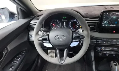 Hyundai Veloster 2021, 57217 км, за 15081.58 USD - фото 13