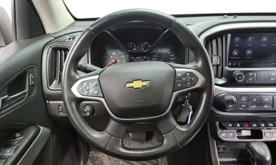 ChevroletGMDaewoo Colorado 2022, 24383 км, за 16887.4 USD - фото 13