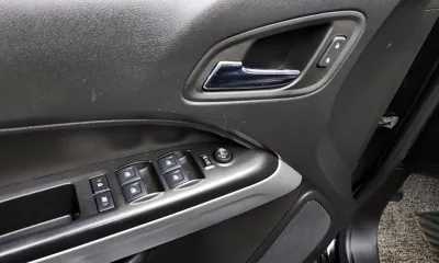 ChevroletGMDaewoo Colorado 2022, 24383 км, за 16887.4 USD - фото 17