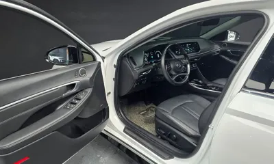 Hyundai Sonata 2022, 54990 км, за 23963 USD - фото 11