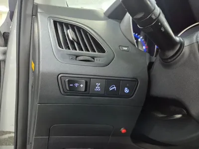Hyundai Tucson 2014, 71851 км, за 5842.2 USD - фото 10