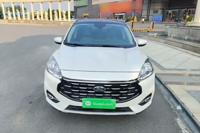 Ford Escape 2020, 35400 км, за 12789 USD