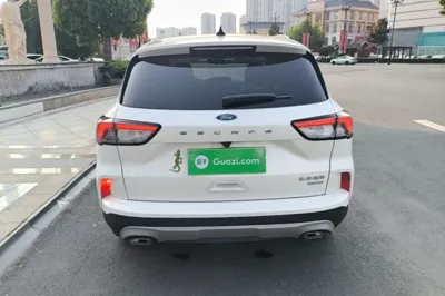 Ford Escape 2020, 35400 км, за 12789 USD