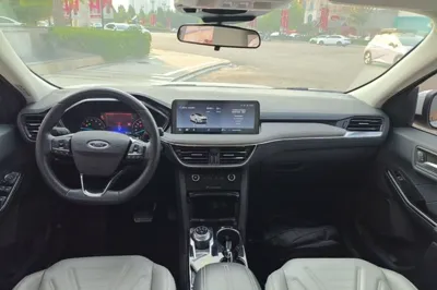 Ford Escape 2020, 35400 км, за 12789 USD - фото 12