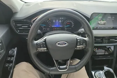 Ford Escape 2020, 35400 км, за 12789 USD - фото 13