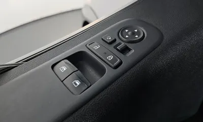 Hyundai Staria 2023, 119379 км, за 13010.68 USD - фото 20