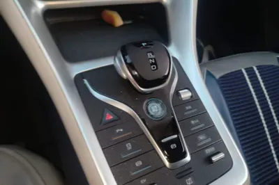 BYD Song Pro New Energy 2024, 67300 км, за 11936 USD - фото 11