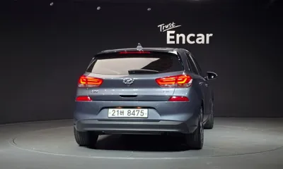 Hyundai i30 2018, 100815 км, за 7553.86 USD