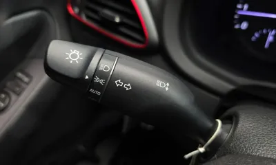 Hyundai i30 2018, 100815 км, за 7553.86 USD - фото 17