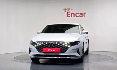 Hyundai Grandeur 2022, 60946 км, за 13524.9 USD