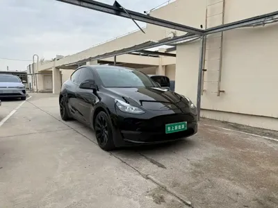 Tesla Model Y 2023, 50000 км, за 27486.22 USD