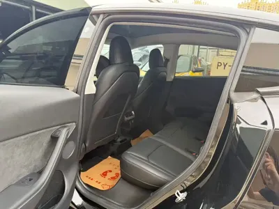 Tesla Model Y 2023, 50000 км, за 27486.22 USD