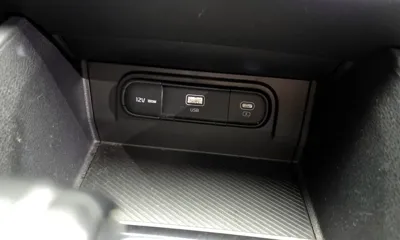 Kia Sportage 2022, 95098 км, за 12473.72 USD - фото 19