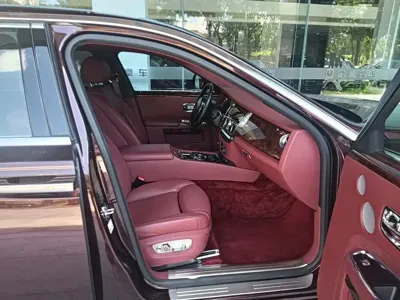 Rolls-Royce Ghost 2018, 58000 км, за 321206.73 USD