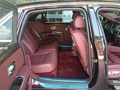 Rolls-Royce Ghost 2018, 58000 км, за 321206.73 USD