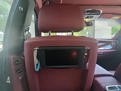 Rolls-Royce Ghost 2018, 58000 км, за 318318.44 USD - фото 11