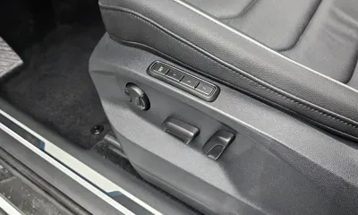 Volkswagen Tiguan 2022, 40174 км, за 29473.55 USD - фото 26
