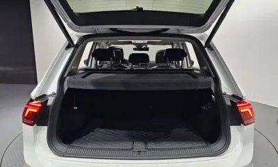 Volkswagen Tiguan 2022, 40174 км, за 29473.55 USD - фото 28