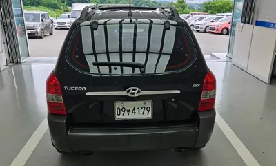 Hyundai Tucson 2007, 92990 км, за 1886.55 USD