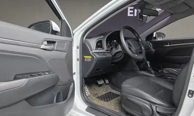 Hyundai Avante 2018, 139122 км, за 5616.12 USD - фото 11