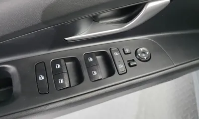 Hyundai Avante 2021, 22740 км, за 12307.09 USD - фото 28