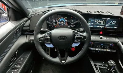 Hyundai Avante 2025, 12930 км, за 17545.34 USD - фото 13