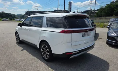 Kia Canival 2021, 90500 км, за 15137.5 USD