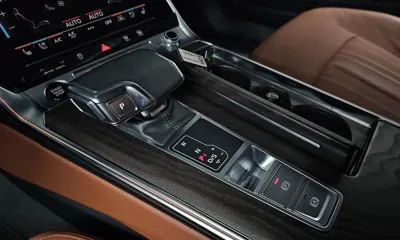 Audi A6 2023, 40039 км, за 24503.29 USD - фото 9