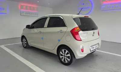 Kia Morning 2013, 163086 км, за 2034.92 USD