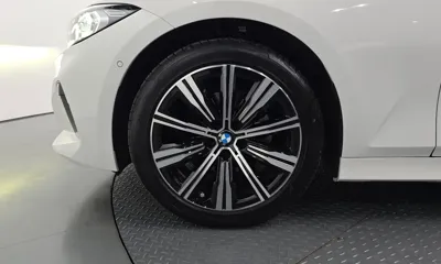 BMW 3-Series 2025, 8269 км, за 650527.51 USD